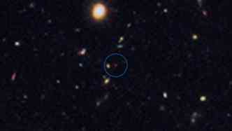 A galxia recm descoberta, intitulada GN-z11, foi encontrada na direo da constelao da Ursa Maior, a 13,4 bilhes de anos-luz da Terra(foto: YouTube/Nasa/Reproduo)