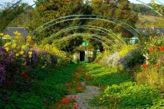 O Jardim da Normandia, ou Clos Normand,  uma das atraes da buclica residncia do impressionista francs(foto: Wikimedia/Reproduo)